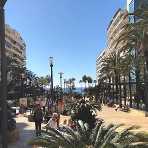 Front Apartment-1st Line Apartment Marbella