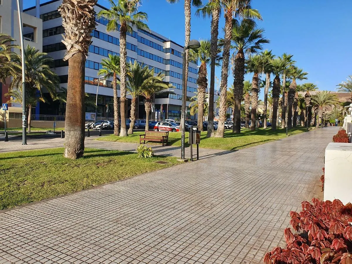 Spectacular Renovated Apartment, 5 Min To Camison Beach, With Aircon Arona  Spagna